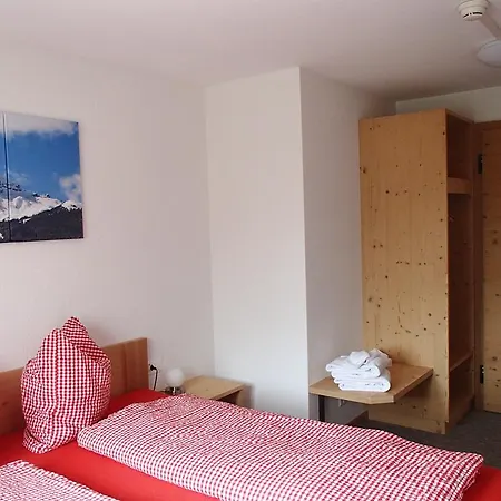 אכסניה Berghaus Grindelwaldblick קליינה שידג