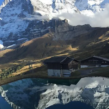 Berghaus Grindelwaldblick אכסניה *